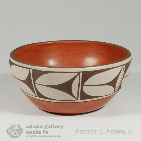 Zia Pueblo Pottery C3885D